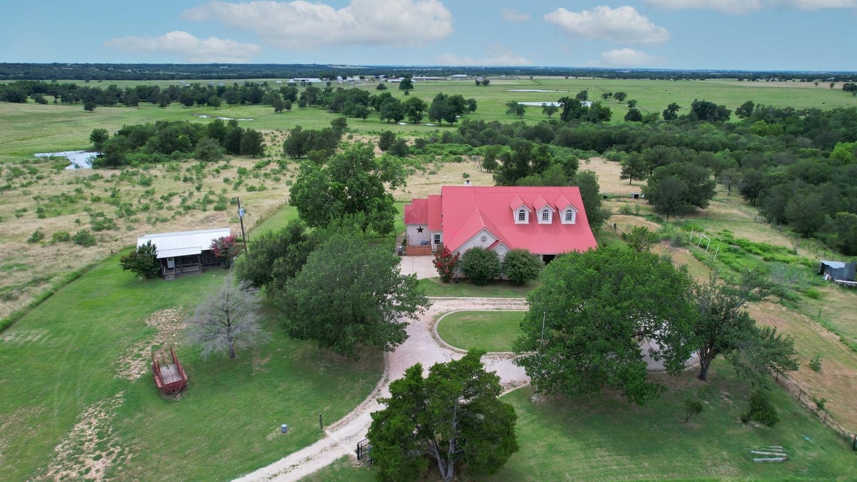 View 948 Upper Elgin River RD in James Standifer Surv 948 Upper Elgin River RD - front exterior - Luxury home in James Standifer Surv, Elgin, TX