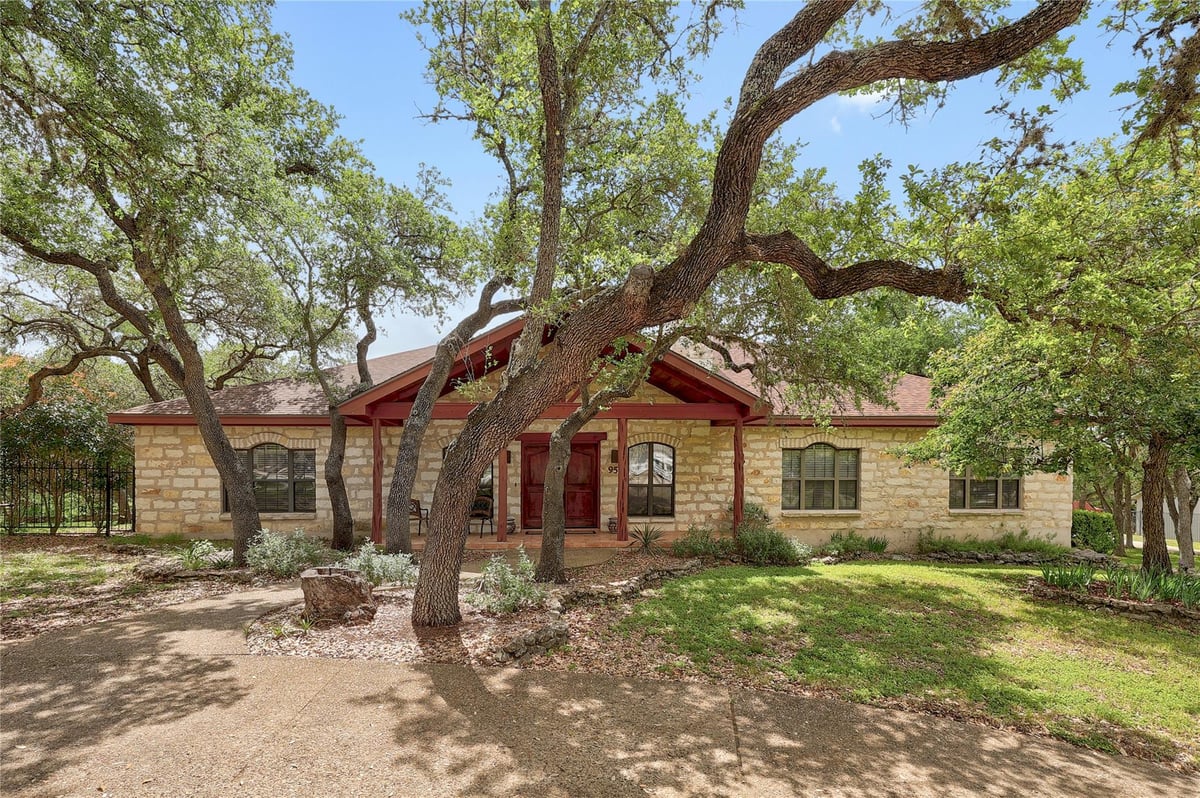 View 95 Augusta Dr in Brook Meadow Sec 1 95 Augusta Dr - front exterior - Luxury home in Brook Meadow Sec 1, Wimberley, TX