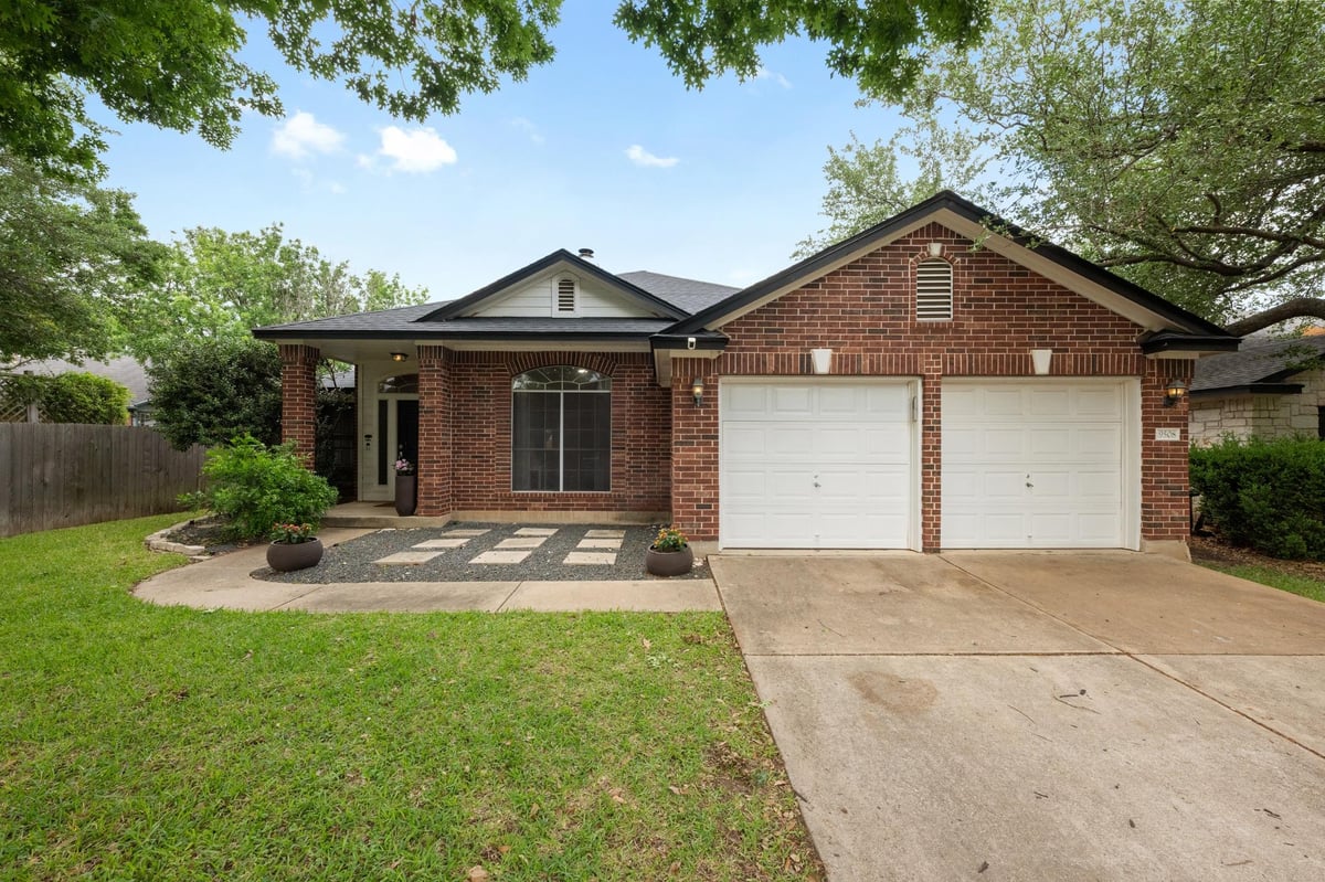 View 9508 Zuniga DR in Sendera South Sec 04 9508 Zuniga DR - property photo 1 - Luxury home in Sendera South Sec 04, Austin, TX
