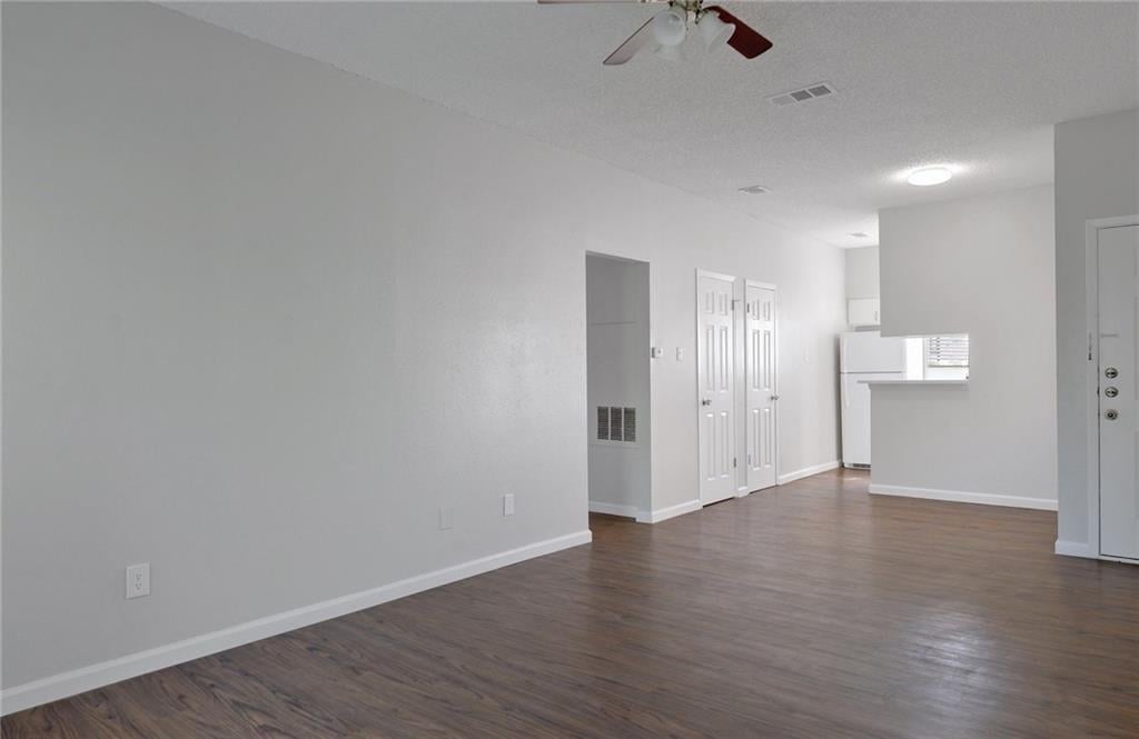Primary bedroom at 9509 Kempler Dr - Tanglewood Forest Sec 01 Ph C, Austin, TX