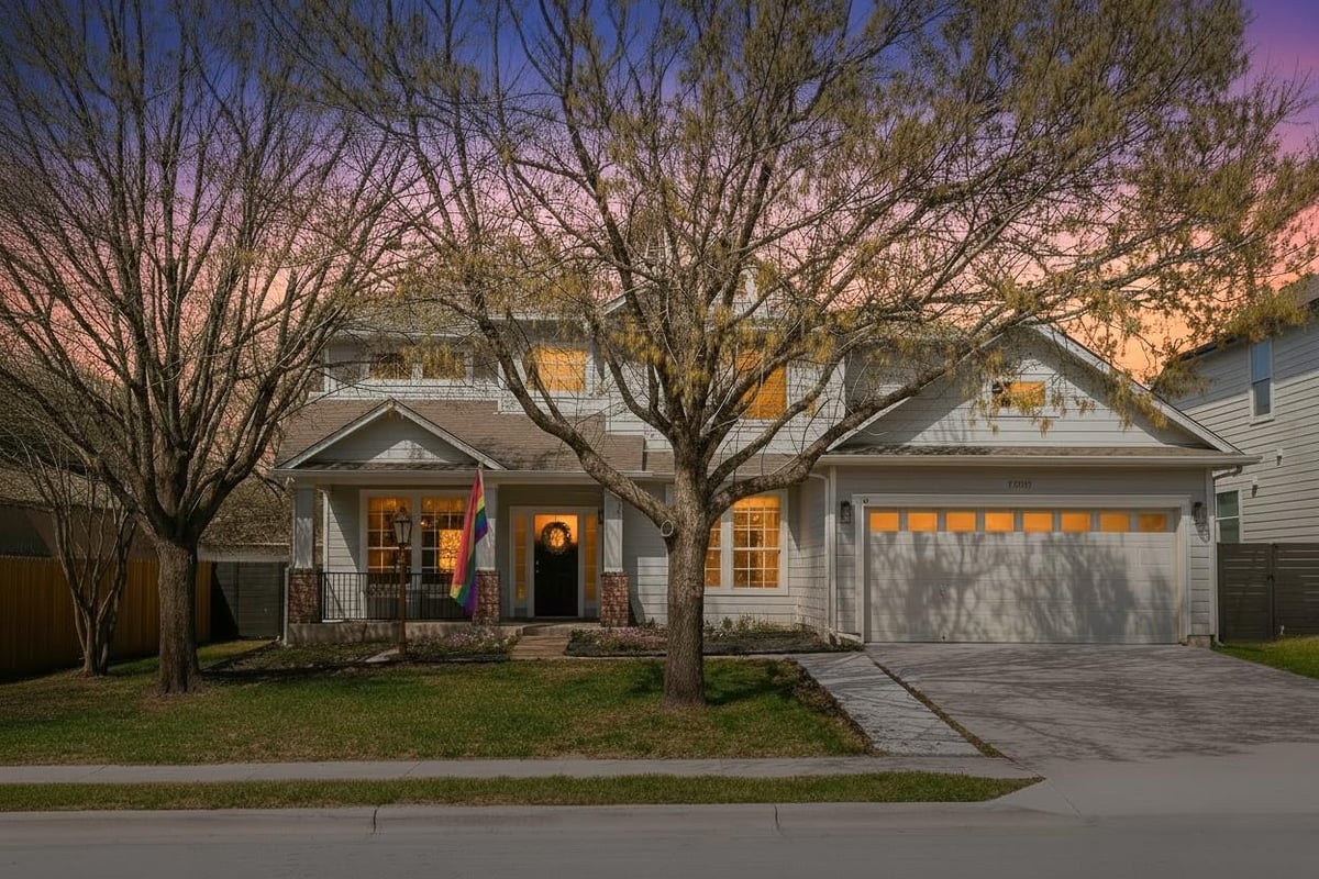 View 9604 Prescott DR in Circle C Ranch Ph B Sec 20-A 9604 Prescott DR - property photo 1 - Luxury home in Circle C Ranch Ph B Sec 20-A, Austin, TX