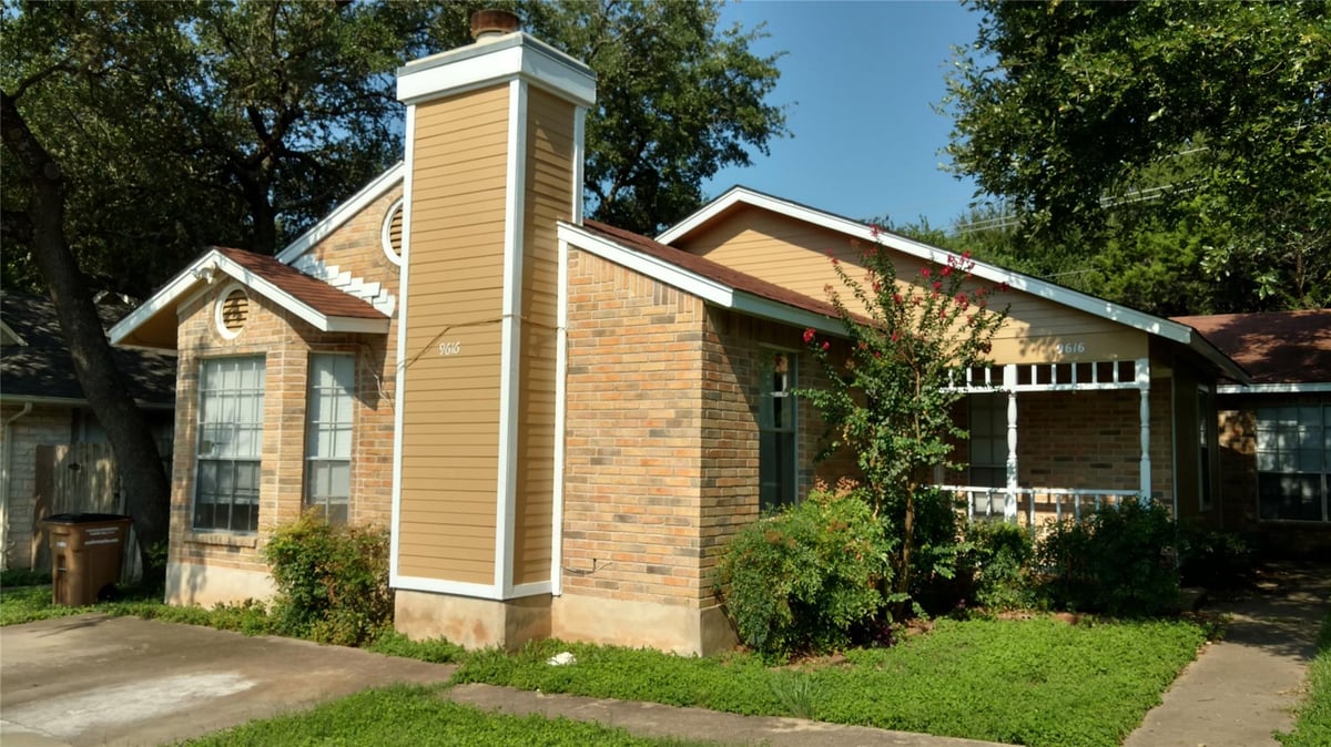View 9616 Sugar Hill DR Unit #A in Tanglewood Forest Sec 02 Ph E 9616 Sugar Hill DR Unit #A - property photo 1 - Luxury home in Tanglewood Forest Sec 02 Ph E, Austin, TX