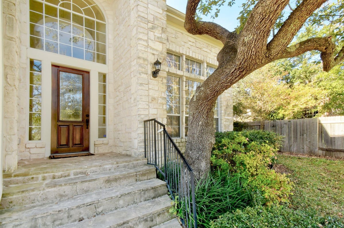 View 9704 Cinnabar TRL in Canyon Creek Sec 17B 9704 Cinnabar TRL - property photo 1 - Luxury home in Canyon Creek Sec 17B, Austin, TX