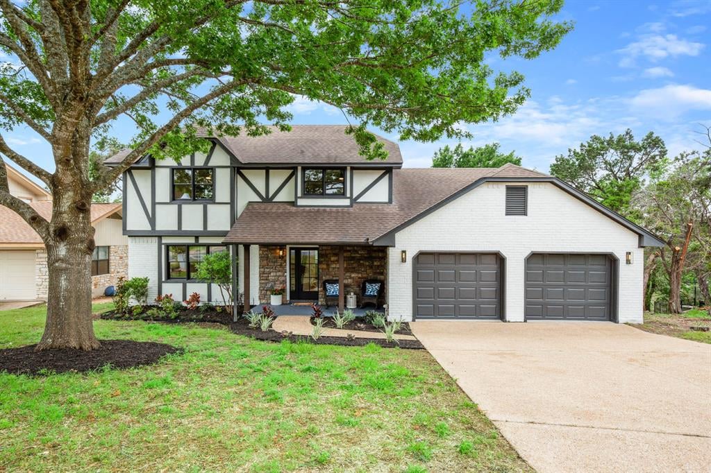 View 9714 Grand Oak Dr in Northwest Balcones Sec 02 9714 Grand Oak Dr - front exterior - Luxury home in Northwest Balcones Sec 02, Austin, TX