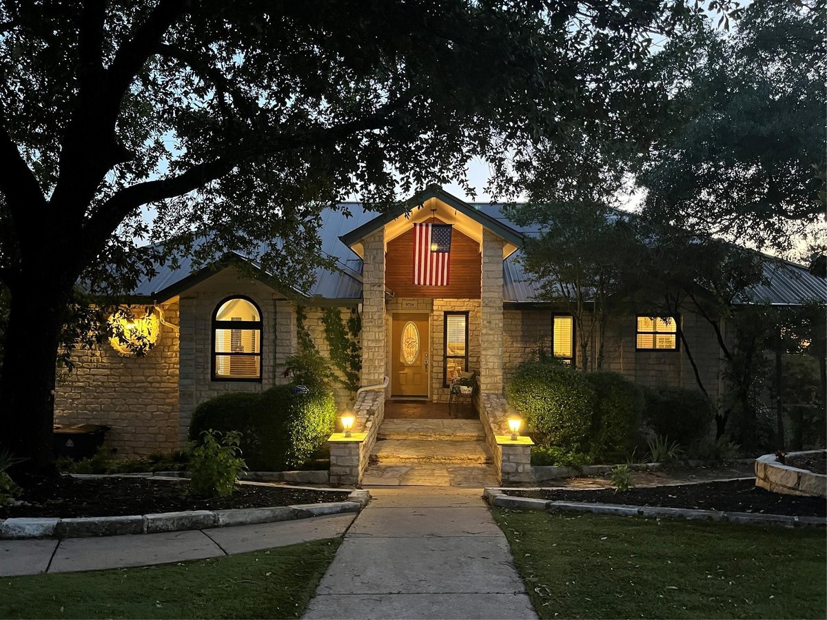 View 9718 Grand Oak Dr in Northwest Balcones Sec 02 9718 Grand Oak Dr - front exterior - Luxury home in Northwest Balcones Sec 02, Austin, TX