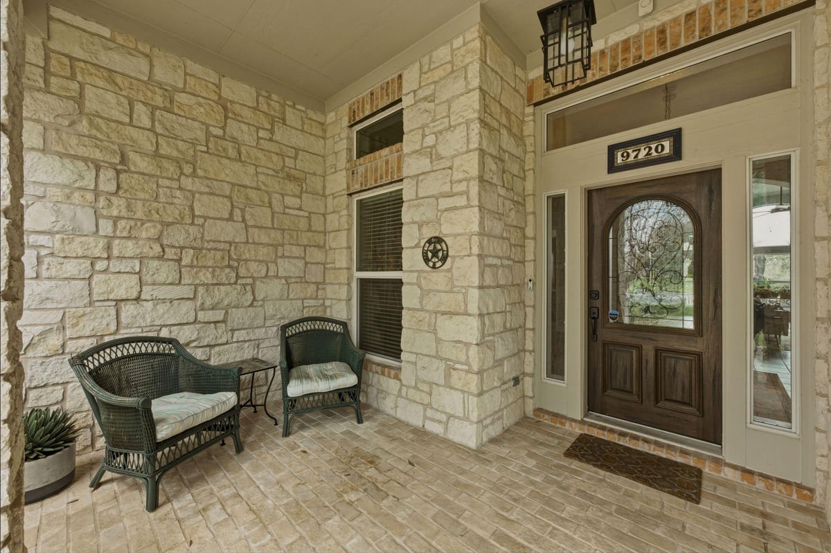 Living area at 9720 Anchusa Trl - 4 bed 3 bath home