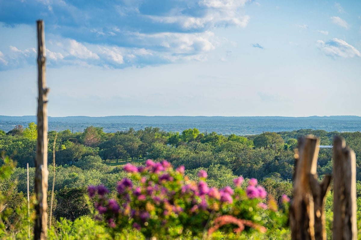 View 9738 E FM 1431 in none 9738 E FM 1431 - view with 9738 E FM 1431 in Marble Falls - Luxury home in none, Marble Falls, TX