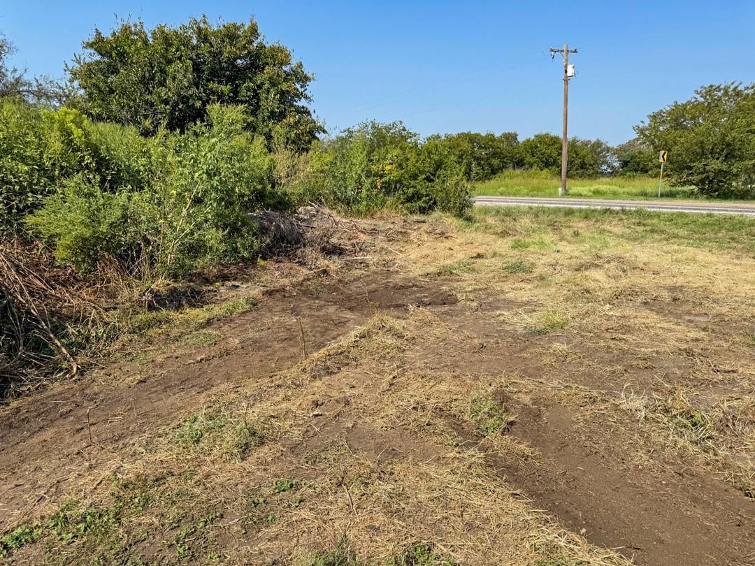 9740  Fm 929 Cor - property photo 1 - Luxury lot in D Pinkerton, Gatesville, TX