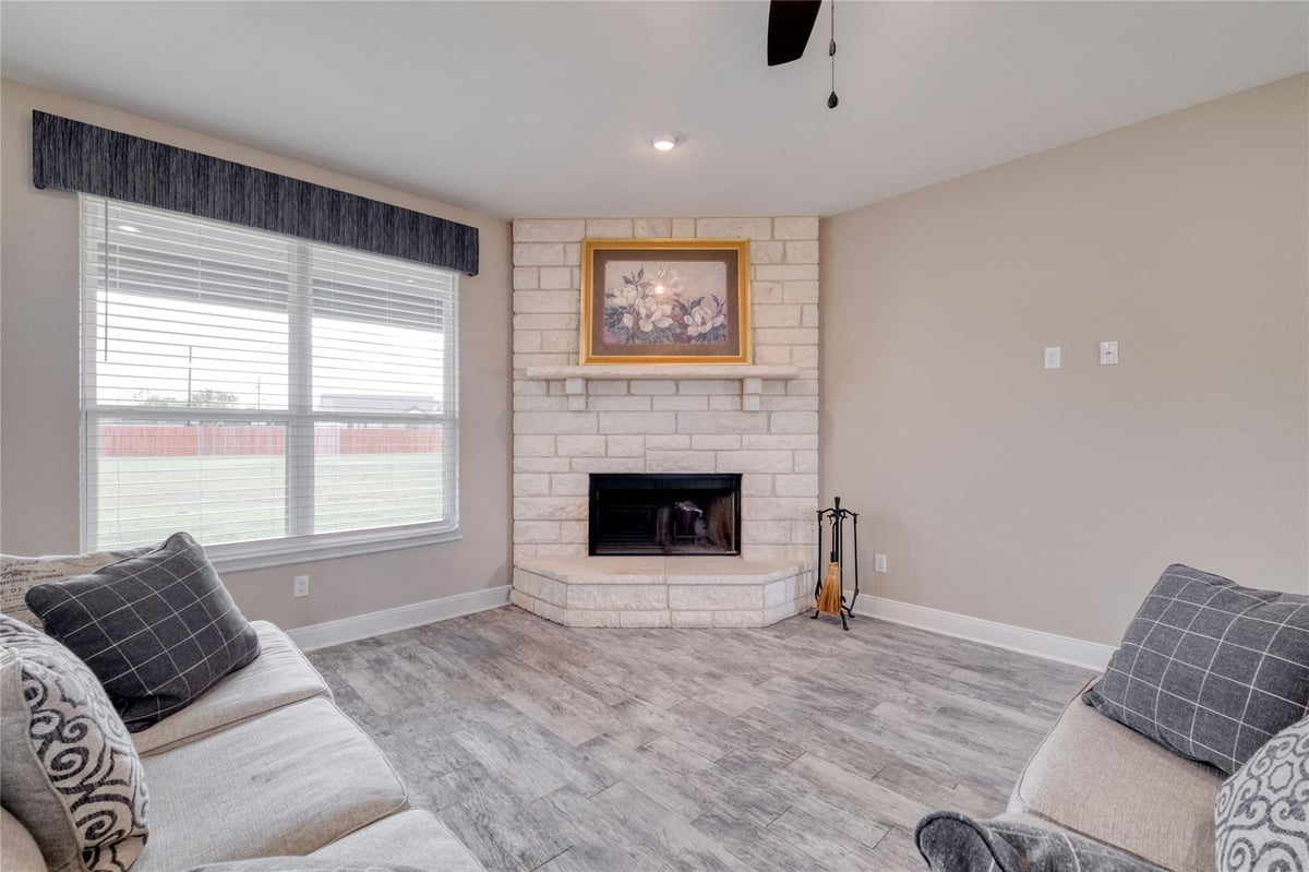 Primary bedroom at 9812 Southshore Dr - 3 bed 2 bath home