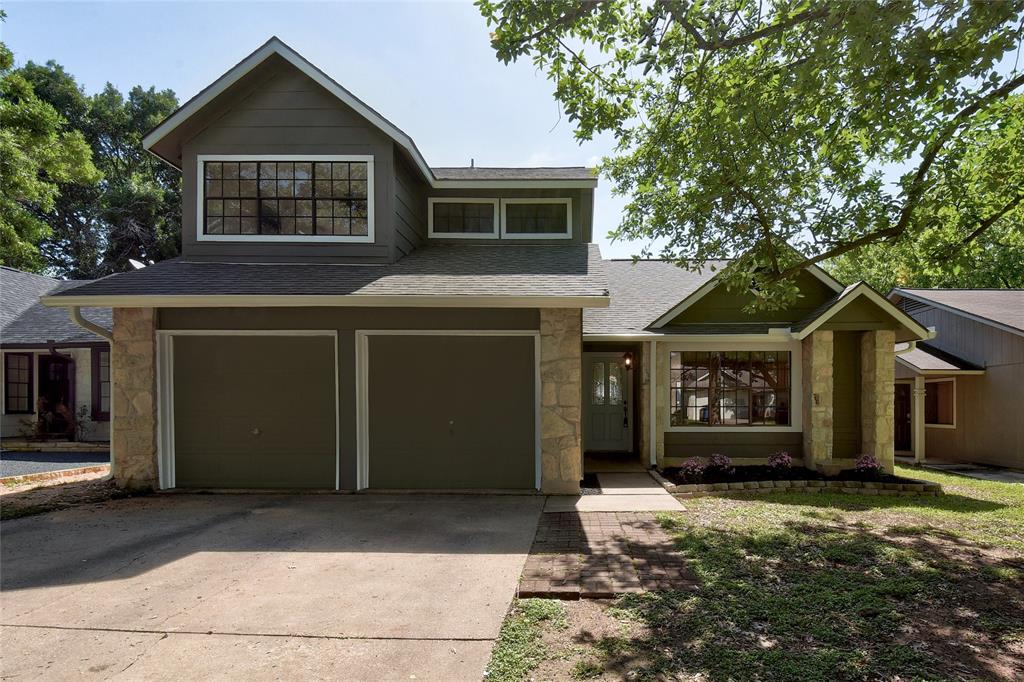 View 9833 Briar Ridge Dr in Tanglewood Forest Sec 02 Ph C 9833 Briar Ridge Dr - front exterior - Luxury home in Tanglewood Forest Sec 02 Ph C, Austin, TX