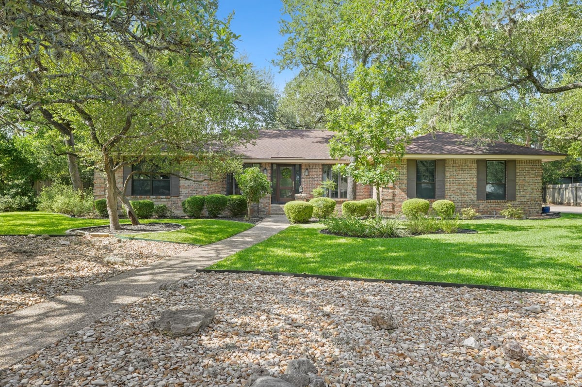 View 9909 Brandywine CIR in Austin 9909 Brandywine CIR, photo 1, Austin, Austin, TX