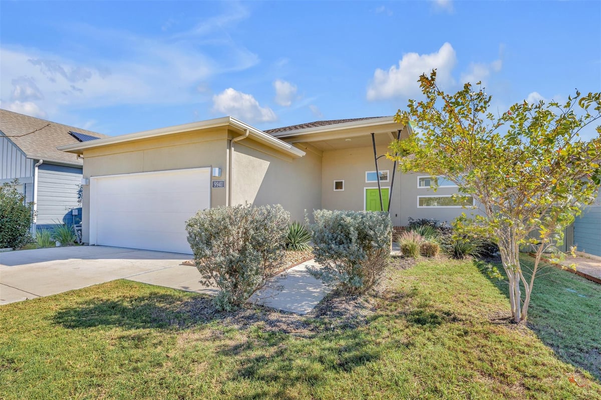 9941 Comely BND - front exterior - Luxury home in Whisper Valley, Manor, TX