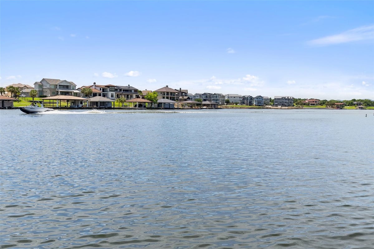 Lot #1 Williams Lakeshore DR Unit #1 - front exterior - Luxury lot in Lakeshore Estates, Kingsland, TX