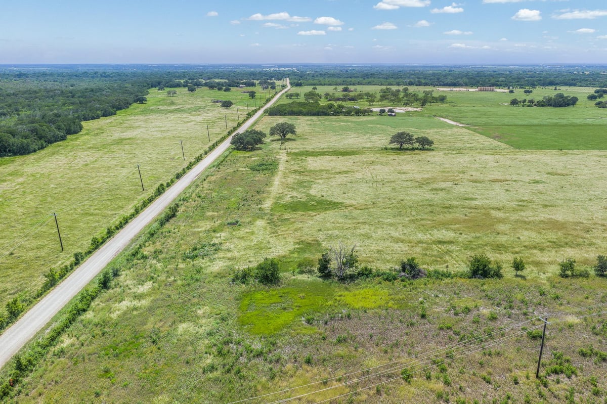 View Lot 11 CR 353 in Yucca Flats Lot 11 CR 353 - property photo 1 - Luxury lot in Yucca Flats, Gonzales, TX