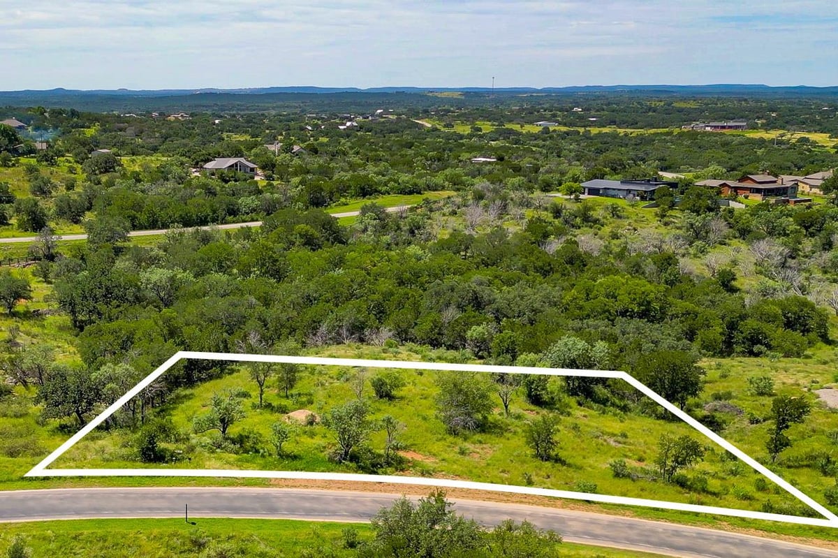 Primary bedroom at Lot 135 Overlook Pkwy - The Trails Of Lake Lbj Ph1, Horseshoe Bay, TX