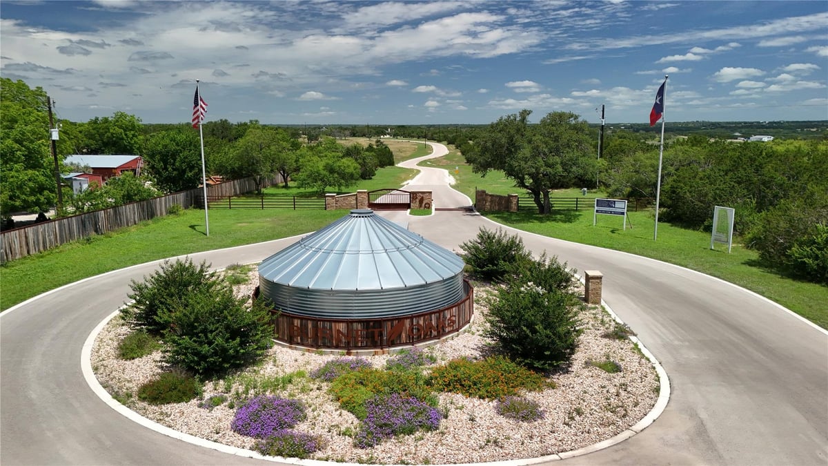 View Lot 19 Burnet Oaks DR in Burnet Oaks Estates Lot 19 Burnet Oaks DR - front exterior - Luxury lot in Burnet Oaks Estates, Burnet, TX