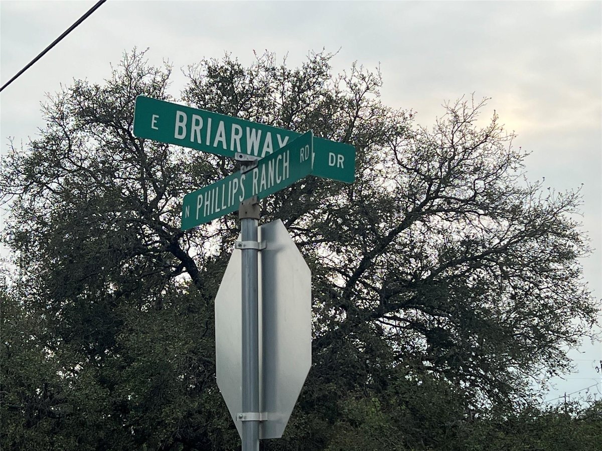 View Lot 281 & 282 Briarway Dr in Greenbriar Lot 281 & 282 Briarway Dr - front exterior - Luxury lot in Greenbriar, Granite Shoals, TX