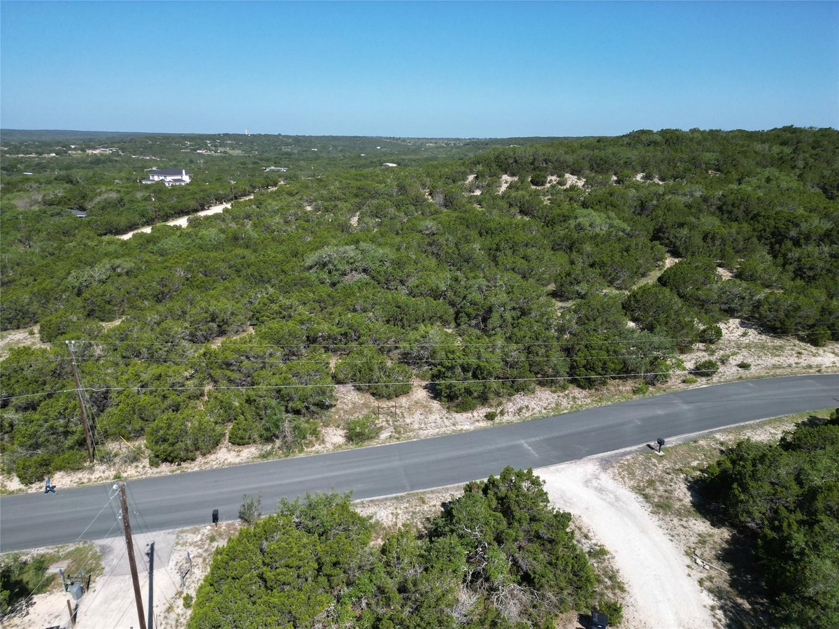 View Lot 29 Anderson Trl in Roundmountain Oaks Lot 29 Anderson Trl - front exterior - Luxury lot in Roundmountain Oaks, Leander, TX