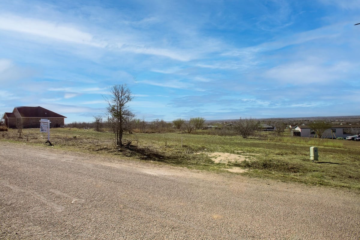 View LOT Unit #3 in Angel Hill Sub LOT Unit #3 - front exterior - Luxury lot in Angel Hill Sub, Niederwald, TX