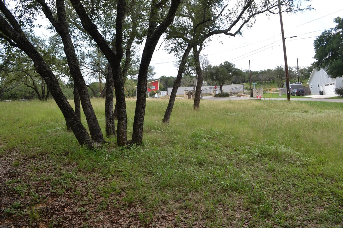 View LOT 308 Rolling Hills DR in Lakeside Beach LOT 308 Rolling Hills DR - property photo 1 - Luxury lot in Lakeside Beach, Spicewood, TX