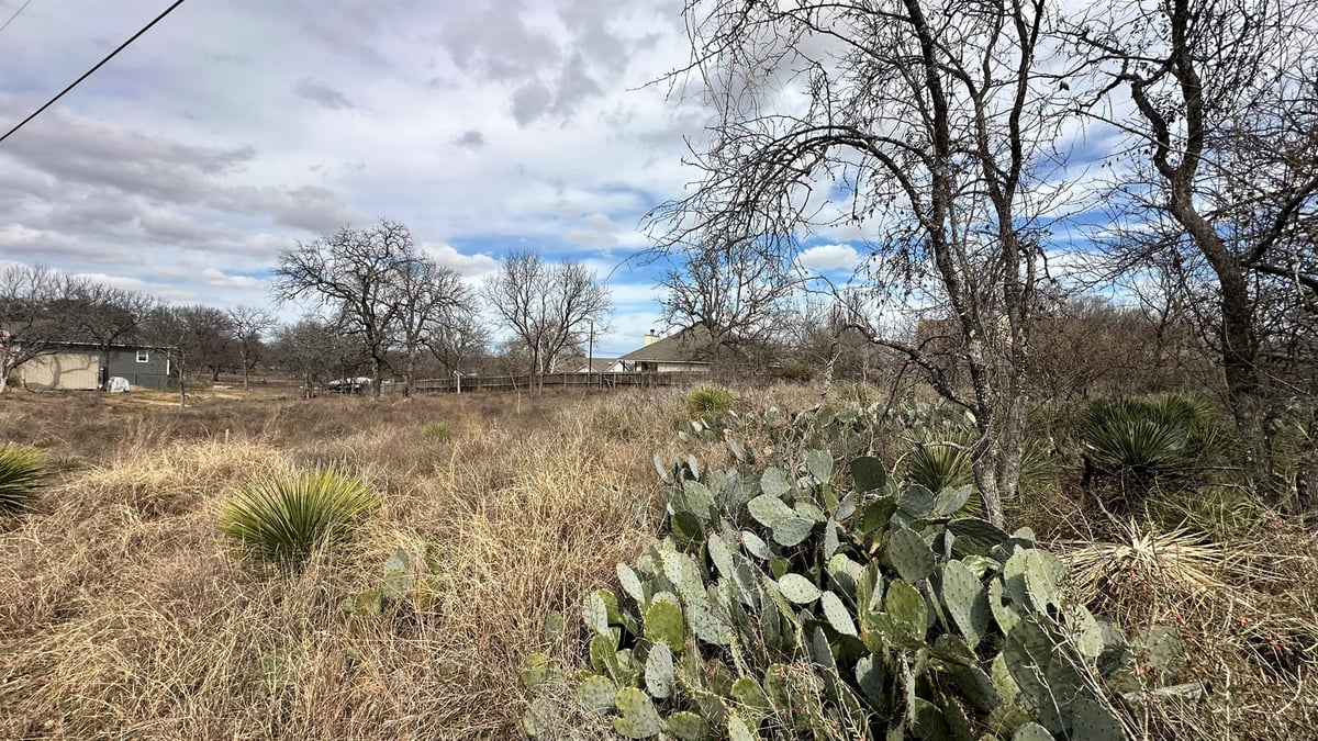 View Lot 398, 399, 400 Sweetbriar DR in Sherwood Shores Greenbriar Section Lot 398, 399, 400 Sweetbriar DR - property photo 1 - Luxury lot in Sherwood Shores Greenbriar Section, Granite Shoals, TX