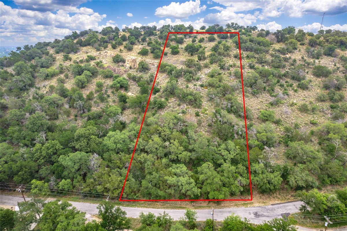 View Lot 4 Skyline Dr in Sandy Mountain Estates Lot 4 Skyline Dr - front exterior - Luxury lot in Sandy Mountain Estates, Sunrise Beach, TX