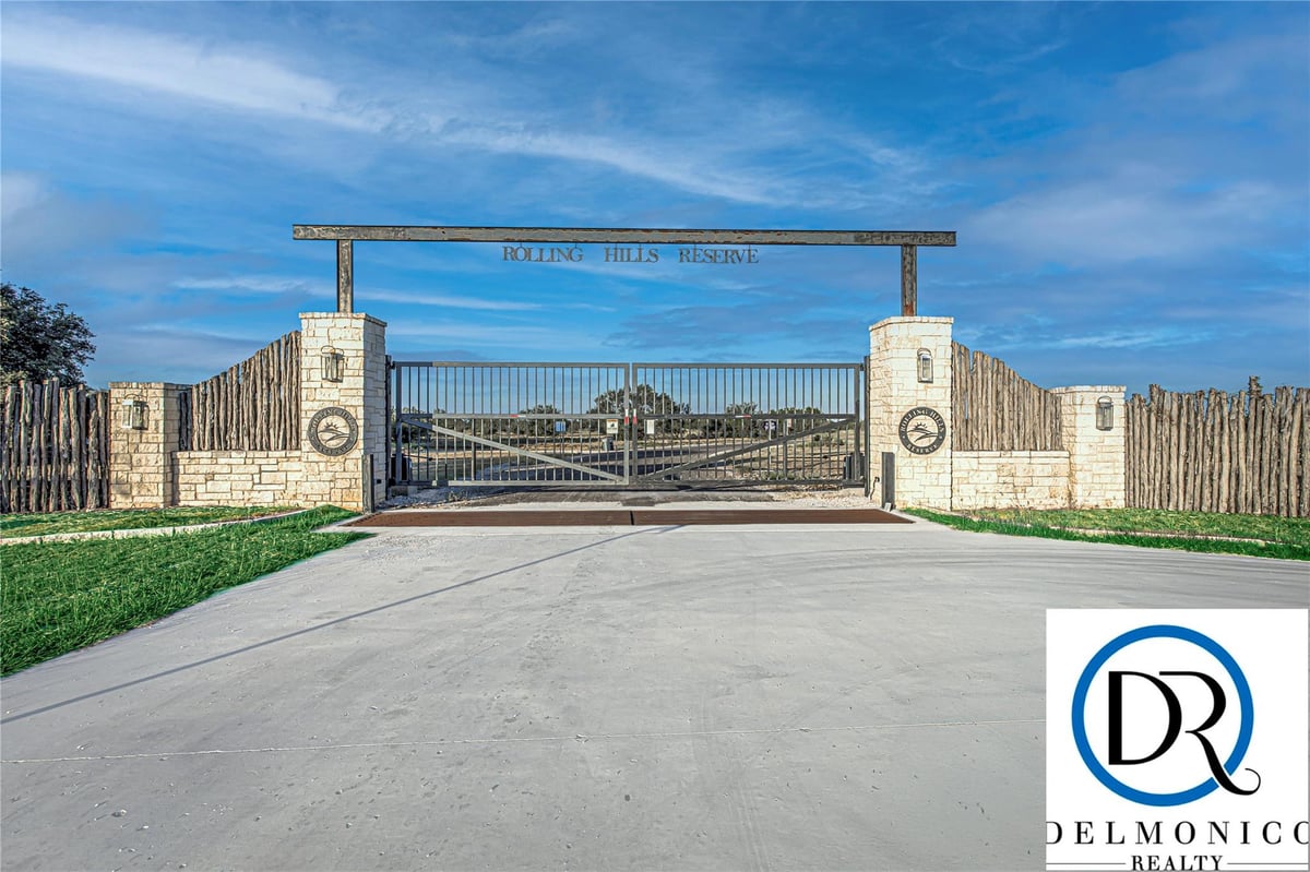 View Lot 49 Long View Dr in Rolling Hills Reserve Lot 49 Long View Dr - front exterior - Luxury lot in Rolling Hills Reserve, Lampasas, TX