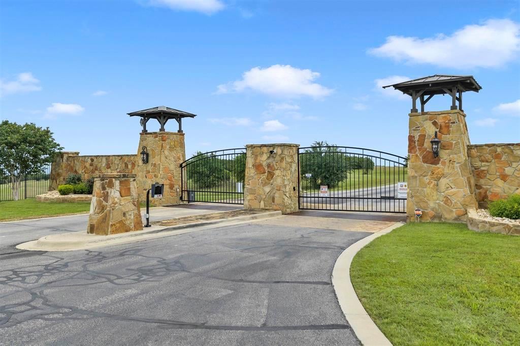 LOt 8 Vintage Oak COR - property photo 1 - Luxury lot in Summit Springs, Marble Falls, TX