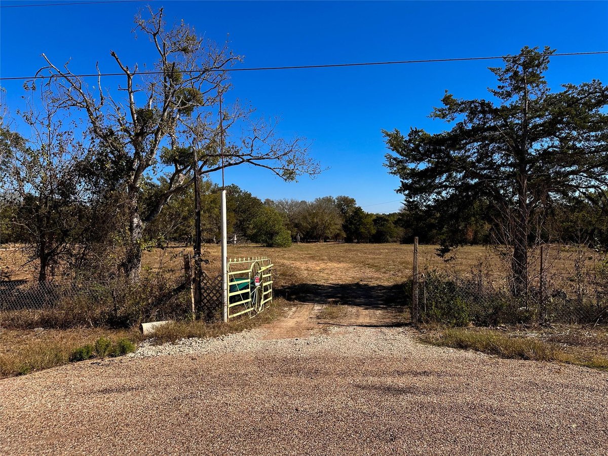View Lot 9E Foothill Rd in Lake Bastrop Estates Lot 9E Foothill Rd - front exterior - Luxury lot in Lake Bastrop Estates, Bastrop, TX