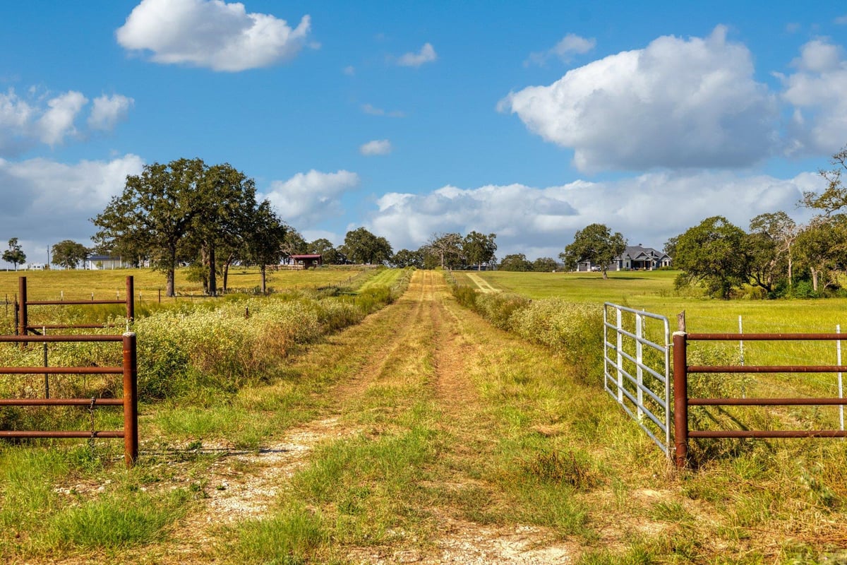 View Tbd Cr 302 Rd in Rockdale Tbd Cr 302 Rd, photo 1 of 16, Rockdale, Rockdale, TX