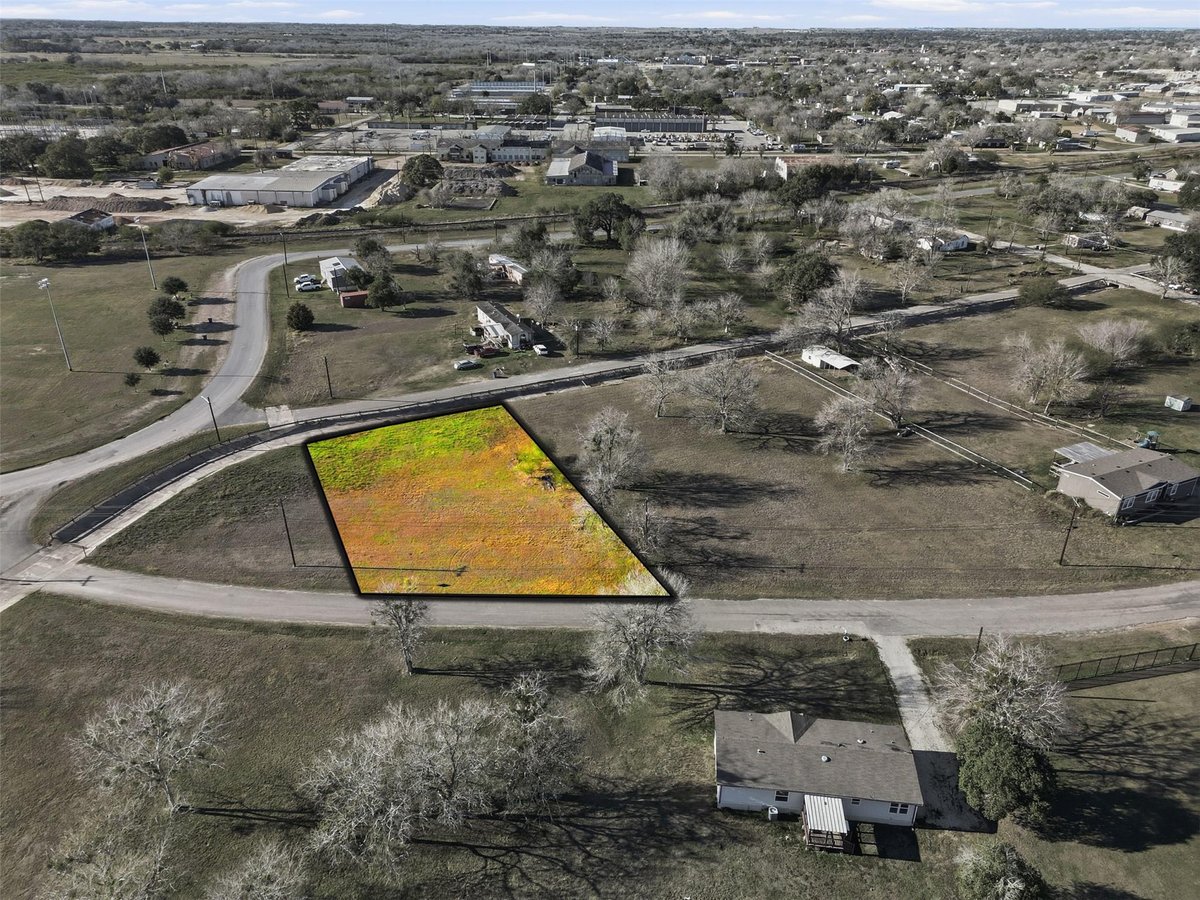 View TBD Dunn St in Yoakum TBD Dunn St, photo 1 of 10, Yoakum, Yoakum, TX