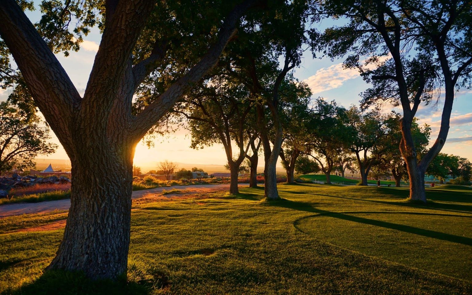 Austin golf course at sunset - luxury golf community living in the Texas Hill Country