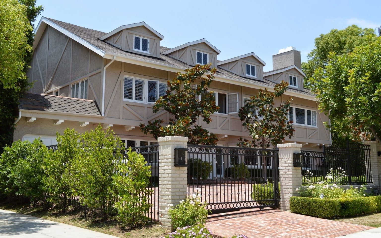 Austin Waterfront Home Valuation: What Makes It Different - Keenan Group Austin Real Estate