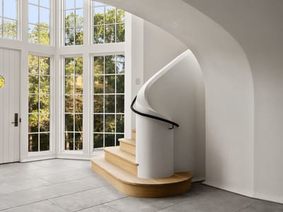 Entry gallery with arched hall