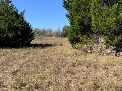 Living area at 000 County Road 304 - A192, Lexington, TX