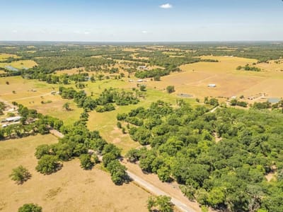 Primary bedroom at 000 Cr 326 - No, Lexington, TX
