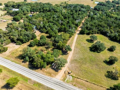 Living area at 000  FM 2238 - R SMITH, Schulenburg, TX