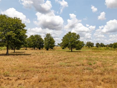 Property photo 2 at 00000 N Magnolia Ave - A102, Luling, TX