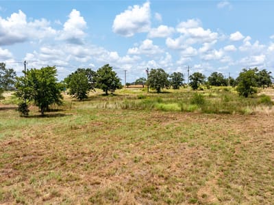 Property photo 3 at 00000 N Magnolia Ave - A102, Luling, TX