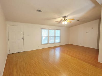Property photo 3 at 1 Davis ST - 3 bed 2 bath home