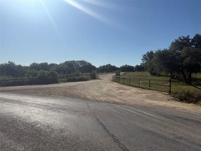 Property photo 2 at 1 Shiny Top Ranch RD - S MCKIMBS, Salado, TX