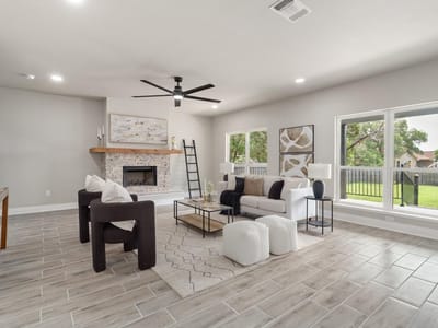 Living area at 10 Honeysuckle LN - 5 bed 5 bath home