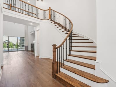 Property photo 5 at 100 Barefoot Park LN - 5 bed 4 bath home