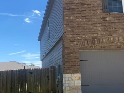 Property photo 2 at 100 Cherry Tree LN - 5 bed 2 bath home