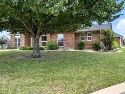 Kitchen at 100 Davis Ct - 4 bed 3 bath home