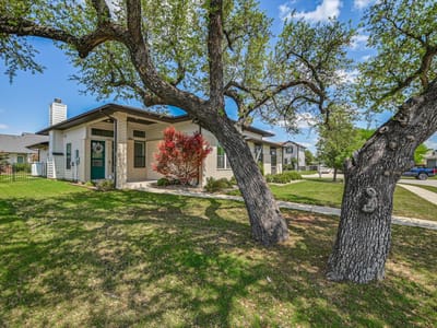 Living area at 100 Dax Dr - 4 bed 3 bath home