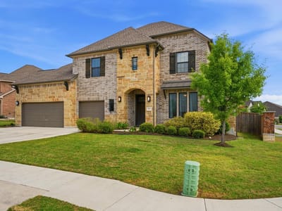 Living area at 100 Hiddenfox CV - 4 bed 3 bath home