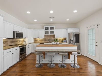 Property photo 3 at 100 Little El Paso RD - 4 bed 5 bath home