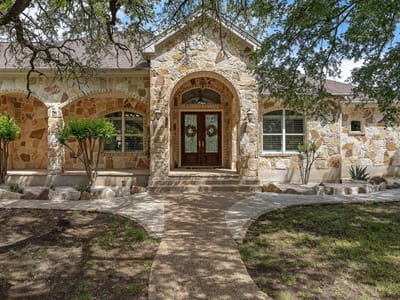 Living area at 100 Palomino CV - 3 bed 2 bath home
