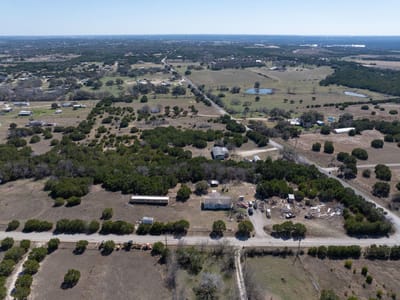 Primary bedroom at 100 Phillip Ln - Northwest Acres, Liberty Hill, TX